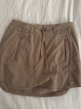 Magellan Outdoors Women's Taupe Active Skort with Zip Pockets